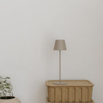 Lade das Bild in den Galerie-Viewer, LED Lampe kabellos Indoor / Outdoor
